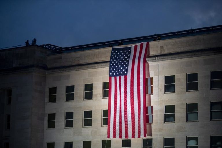 EUA: Ex-presidente George W. Bush apela a “lembrar as lições” do 11 de setembro