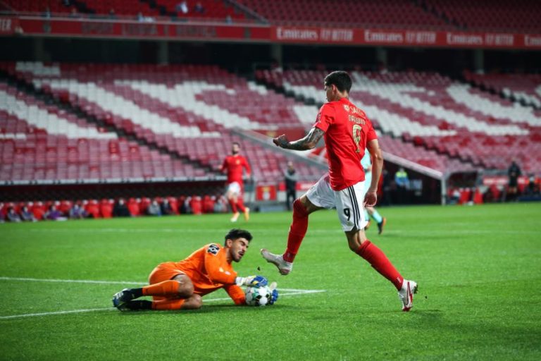 Darwin e Rodrigo Pinho nos convocados do Benfica, sem Luca Waldschmidt