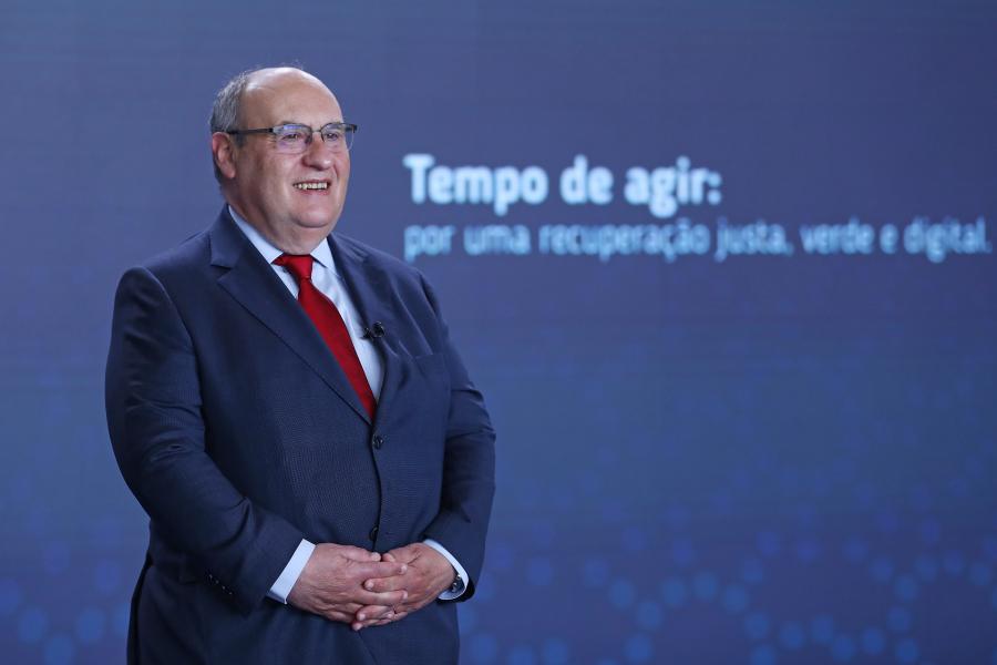 31536484.jpg