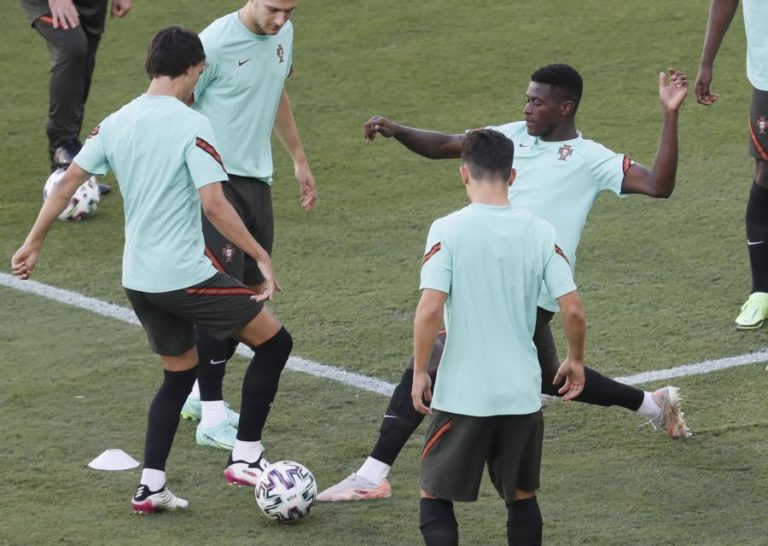 Mundial2022: Nélson Semedo rende lesionado Ricardo Pereira na seleção portuguesa