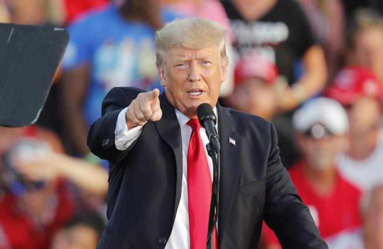 Trump é o político republicano que mais arrecadou dinheiro em 2021