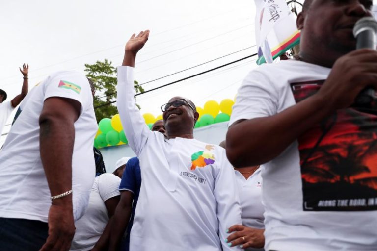 Eleições/São Tomé: Terceiro candidato mais votado pondera boicotar segunda volta