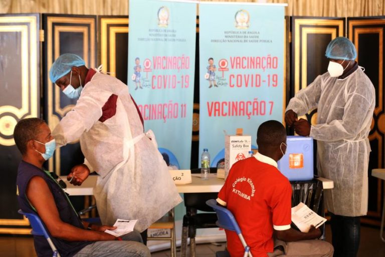 Covid-19: Angola realiza sorteio para incentivar população a vacinar-se