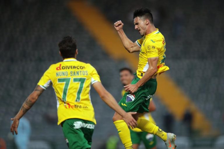 LCE: Paços Ferreira vence Tottenham e adianta-se no ‘play-off’