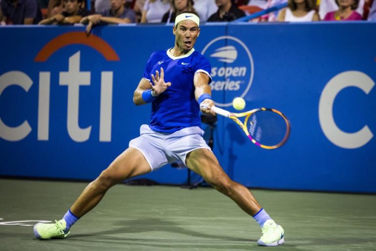 Rafael Nadal dá por concluída a temporada 2021 para recuperar de lesão num pé