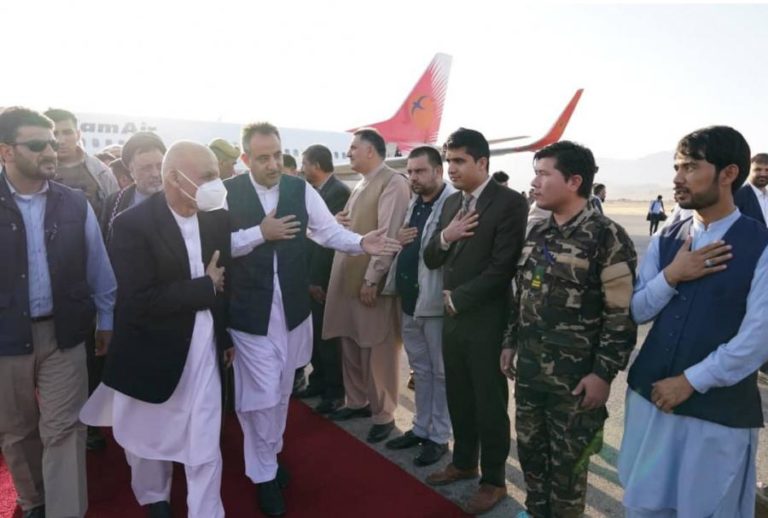 Presidente afegão avança com consultas para terminar conflito com talibãs