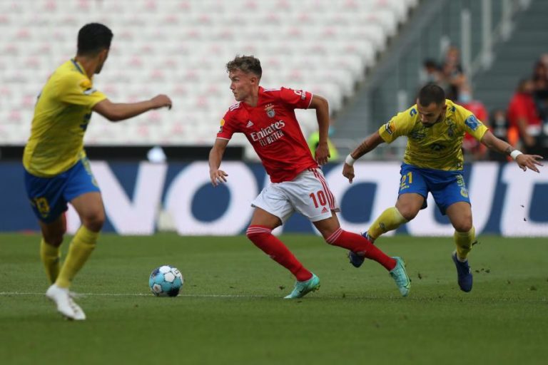 Benfica comunica saída de Waldschmidt para o Wolfsburgo por 12 milhões de euros