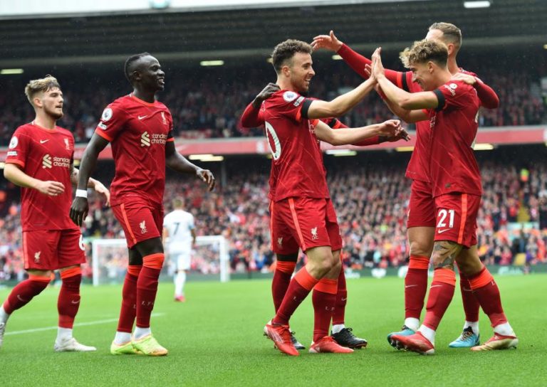 Diogo Jota marca e abre caminho a vitória do Liverpool