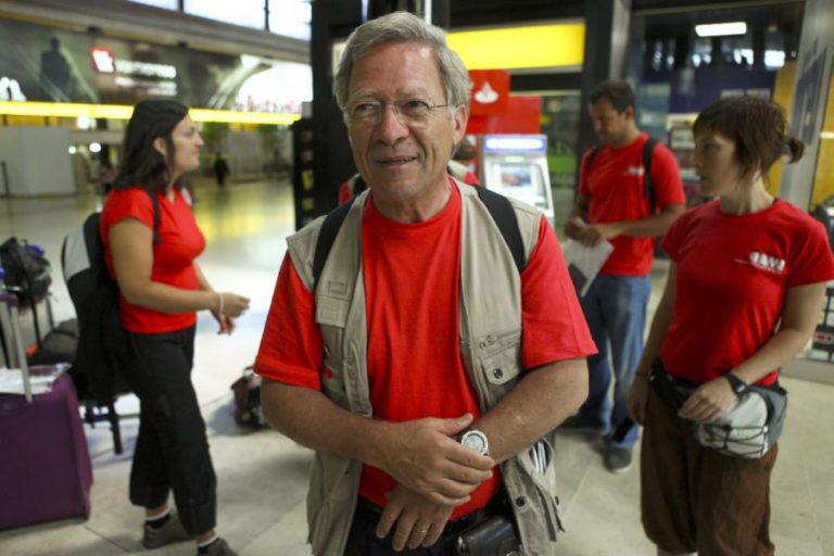 Covid-19: Ordem dos Médicos abre processo disciplinar a Fernando Nobre, fundador da AMI