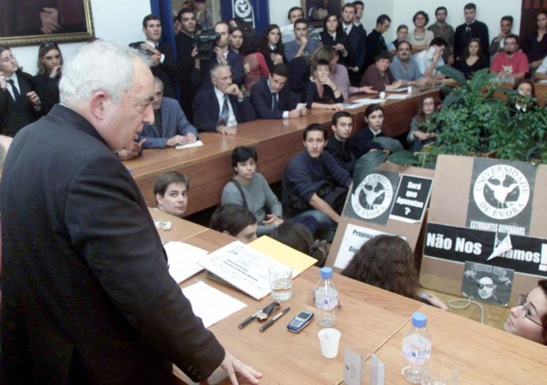 PSD manifesta pesar pela morte de antigo dirigente Manuel Ferreira Patrício