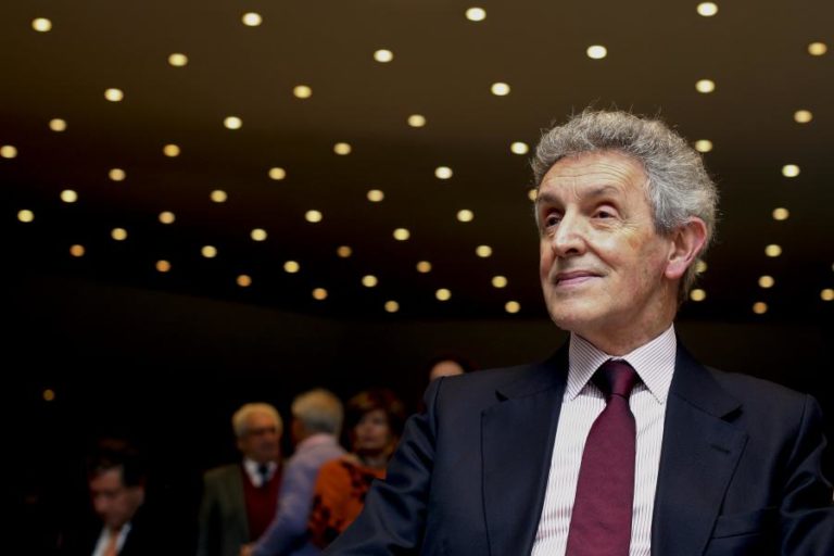 Óbito/Sampaio: Mota Amaral diz que “há uma luz que se apaga” na política portuguesa