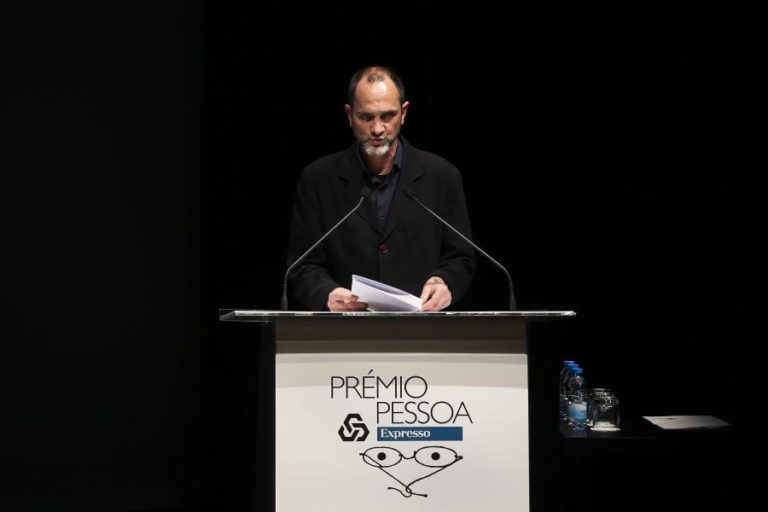 Rui Chafes revela 12 esculturas recentes na exposição “Nada Existe” em Lisboa