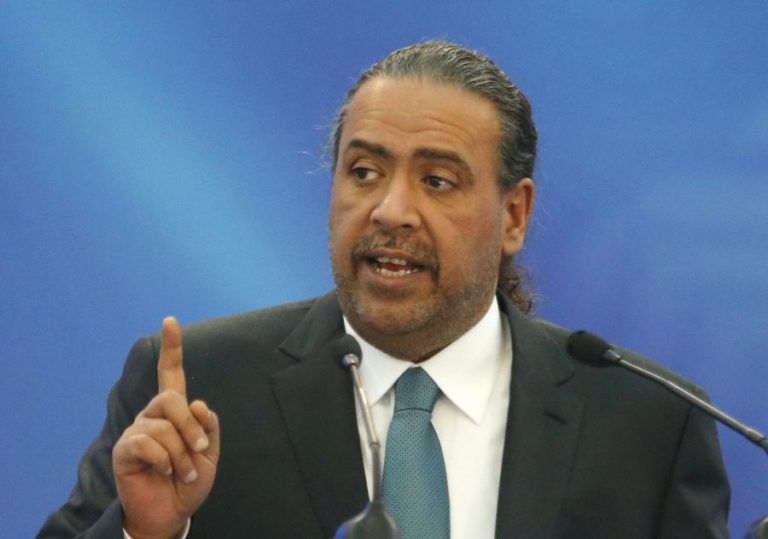 Membro suspenso do COI Ahmad al-Sabah condenado por falsificação