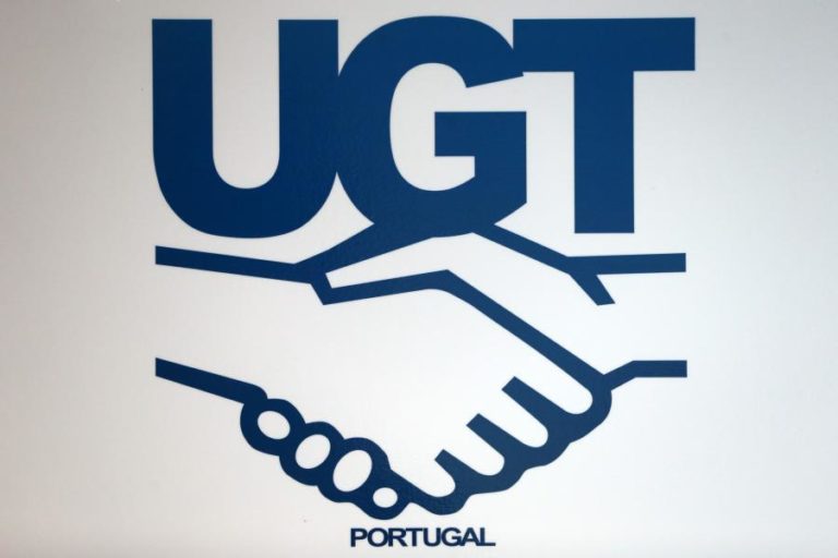 UGT apela a apoio internacional na luta contra despedimentos no BCP e Santander