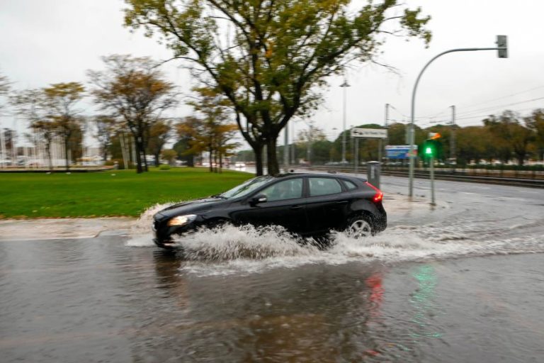 Proteção Civil alerta para risco de cheias a partir de 2.ª feira em Lisboa e a sul