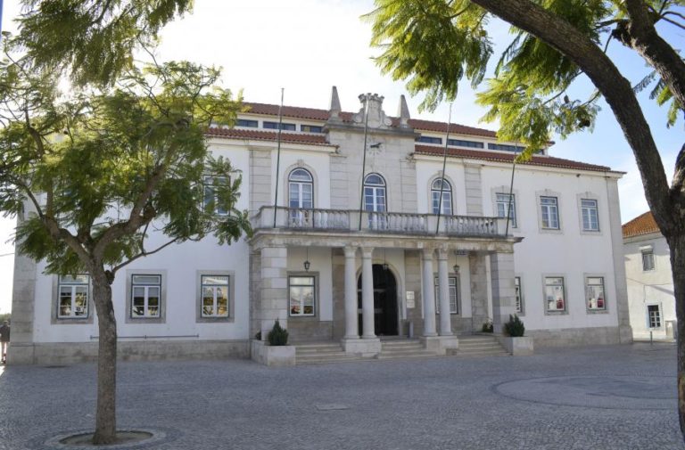 Autárquicas/Resultados: PS ganha Câmara da Moita que sempre pertenceu à CDU