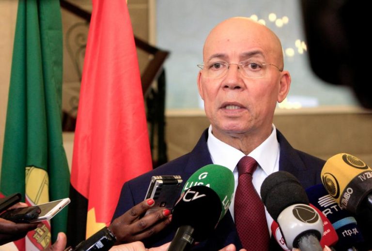 Angola recebeu mais de 2.000 pedidos de certidões de óbito de vítimas do conflito político