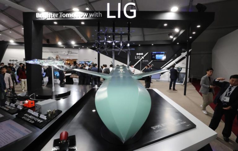Coreia do Sul testa míssil balístico lançado a partir de submarino