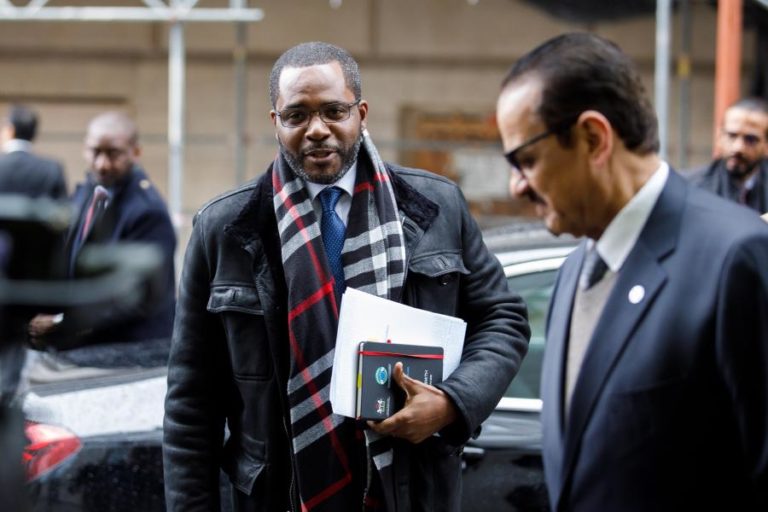 Guiné Equatorial prepara nova lei do petróleo para aumentar investimento