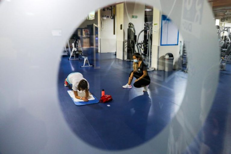 Espaço para despesas dos ginásios este mês no e-fatura