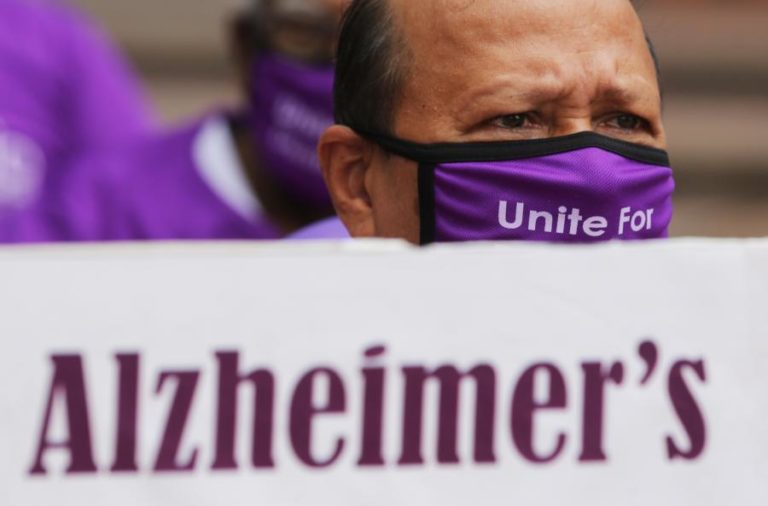 Alzheimer Portugal lança campanha para promover conhecimento sobre demências