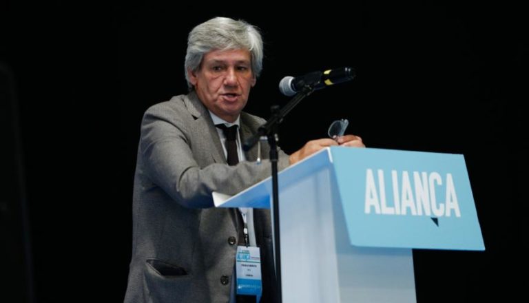 Paulo Bento não se recandidata à presidência do Aliança