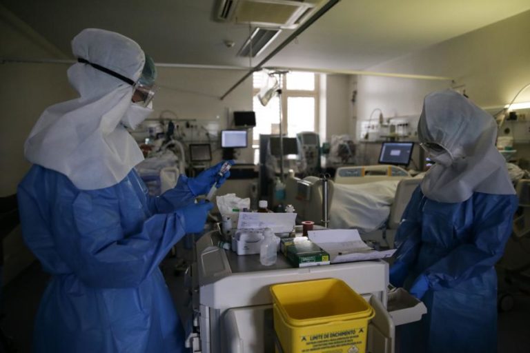 Covid-19: Mais 1.062 infeções, seis mortes e nova redução nos internamentos nas últimas 24 horas
