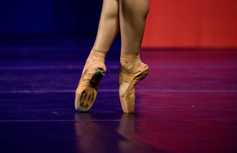 “Alice no País das Maravilhas” e nova criação de Luís Marrafa na temporada da CNB