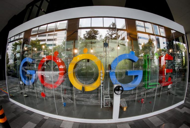 Rússia aumenta pressão sobre Google e Apple antes de eleições legislativas