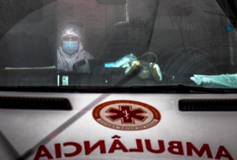 Doze mortos e 22 feridos em acidente de trânsito no Brasil