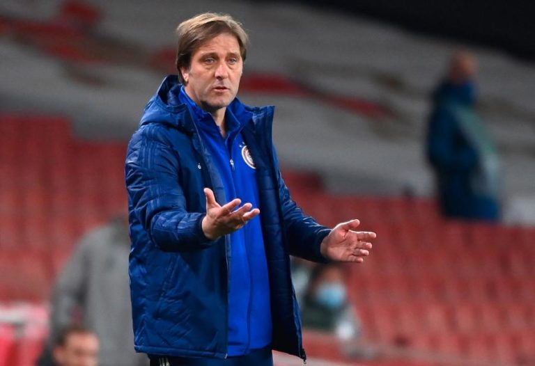 Olympiacos, de Pedro Martins, alcança primeiro triunfo na Liga grega em Lamia