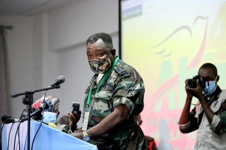 Queda de helicóptero provoca dois mortos e dois feridos na província angolana de Benguela