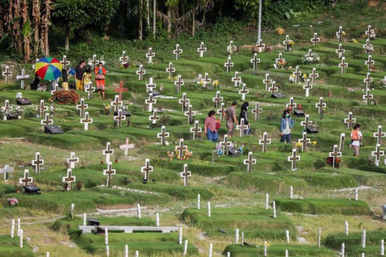 Covid-19: Pelo menos 4,6 milhões de pessoas já morreram em todo o mundo