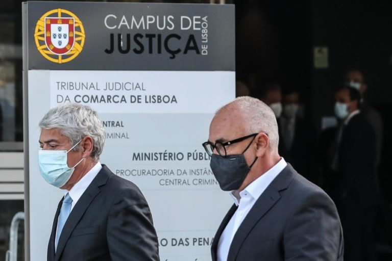 MP insiste que Santos Silva foi “personagem tampão” em corrupção com Sócrates