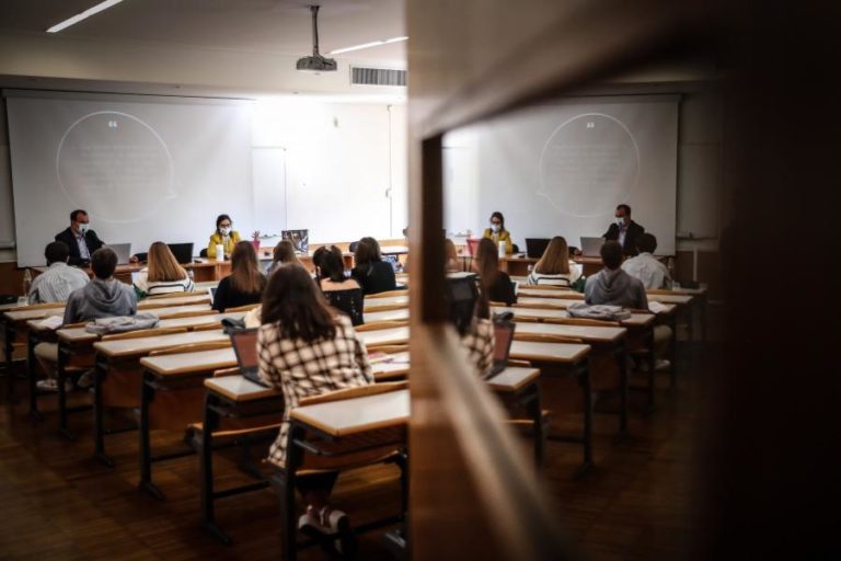 Ensino superior: Sobram 6.393 vagas para a segunda fase do concurso de acesso