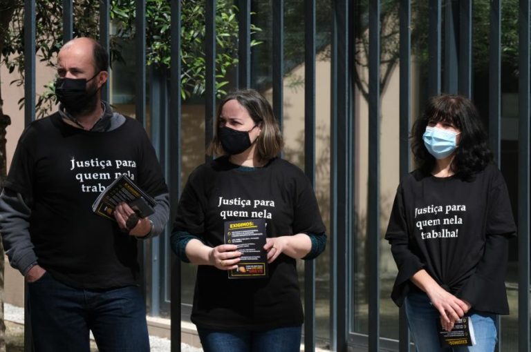 Greve dos funcionários judiciais encerra dezenas de tribunais