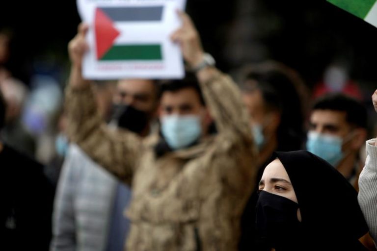 Israel: Perto de 1.400 presos palestinianos vão iniciar greve de fome