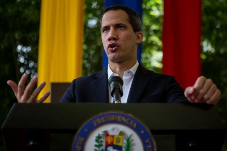 Governo venezuelano e oposição retomam negociações incluindo Alex Saab como membro pleno