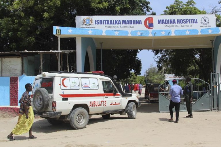 Somália: Nove mortos em atentado suicida em Mogadiscio