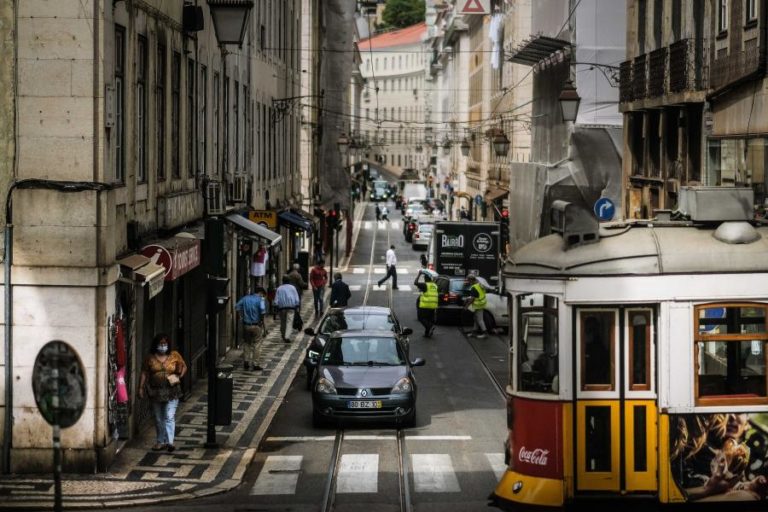 OE2022: Governo prevê execução de 3 mil ME das verbas da recuperação no próximo ano