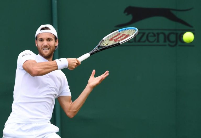 Taça Davis: Sousa e Borges perdem nos pares e Roménia lidera eliminatória