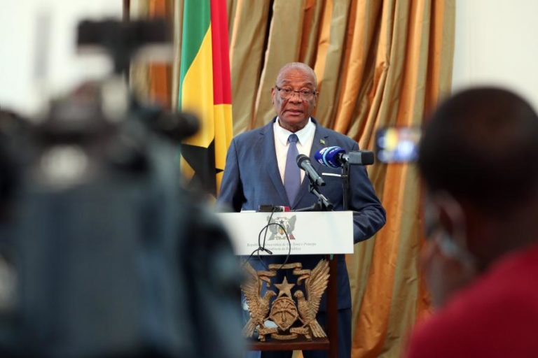 Óbito/Sampaio: Presidente são-tomense recorda “um dos promotores da democracia” em Portugal