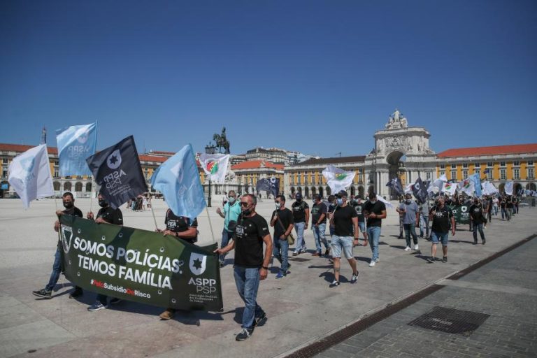 Diploma que fixa em 100 euros subsídio de risco publicado em Diário da República