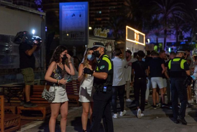 Covid-19: Espanha regista 2.450 novos casos e 82 mortes nas últimas 24 horas