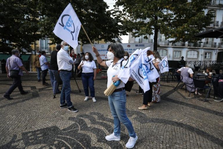 Frente Sindical quer aumentos salariais de 3% para 2022 e também para 2023