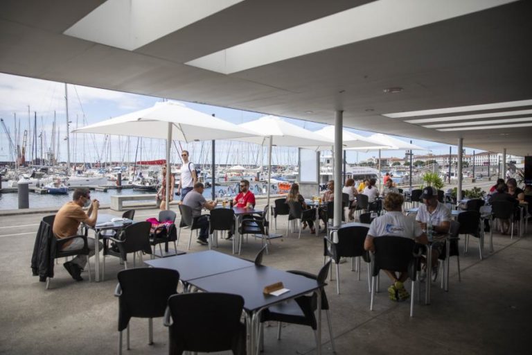 Covid-19: Açores com 13 novos casos e sete doentes internados