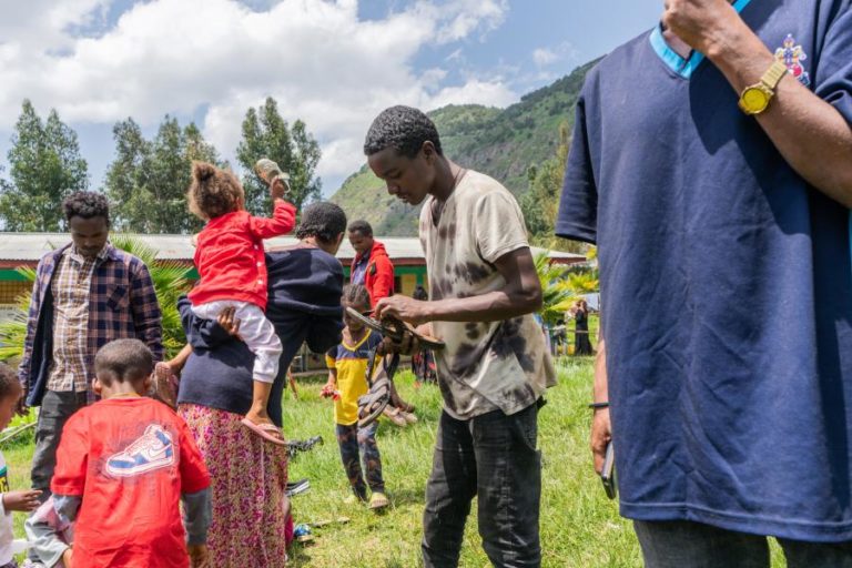 Mais de 150 camiões de ajuda humanitária chegaram ao Tigray nos últimos dois dias