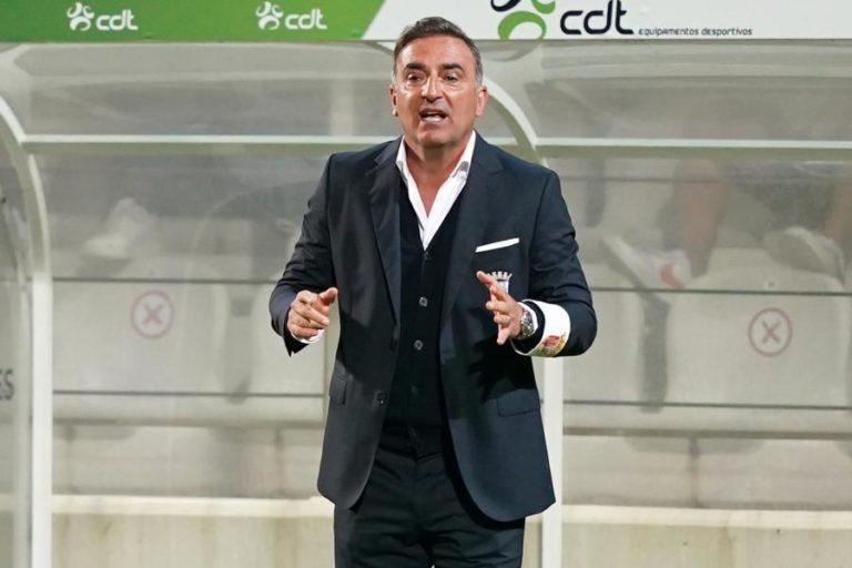 LE: Carlos Carvalhal garante Sporting de Braga destemido para ganhar na Sérvia