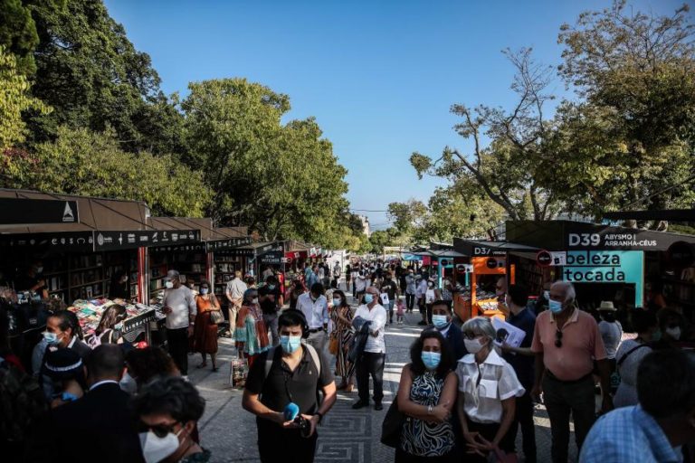 Feira do Livro de Lisboa recebe 350 mil visitantes e supera expectativas – APEL