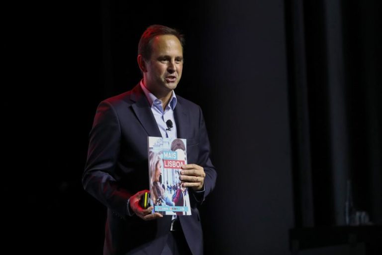 Autárquicas: Medina promete programa de renda acessível para comércio e serviços